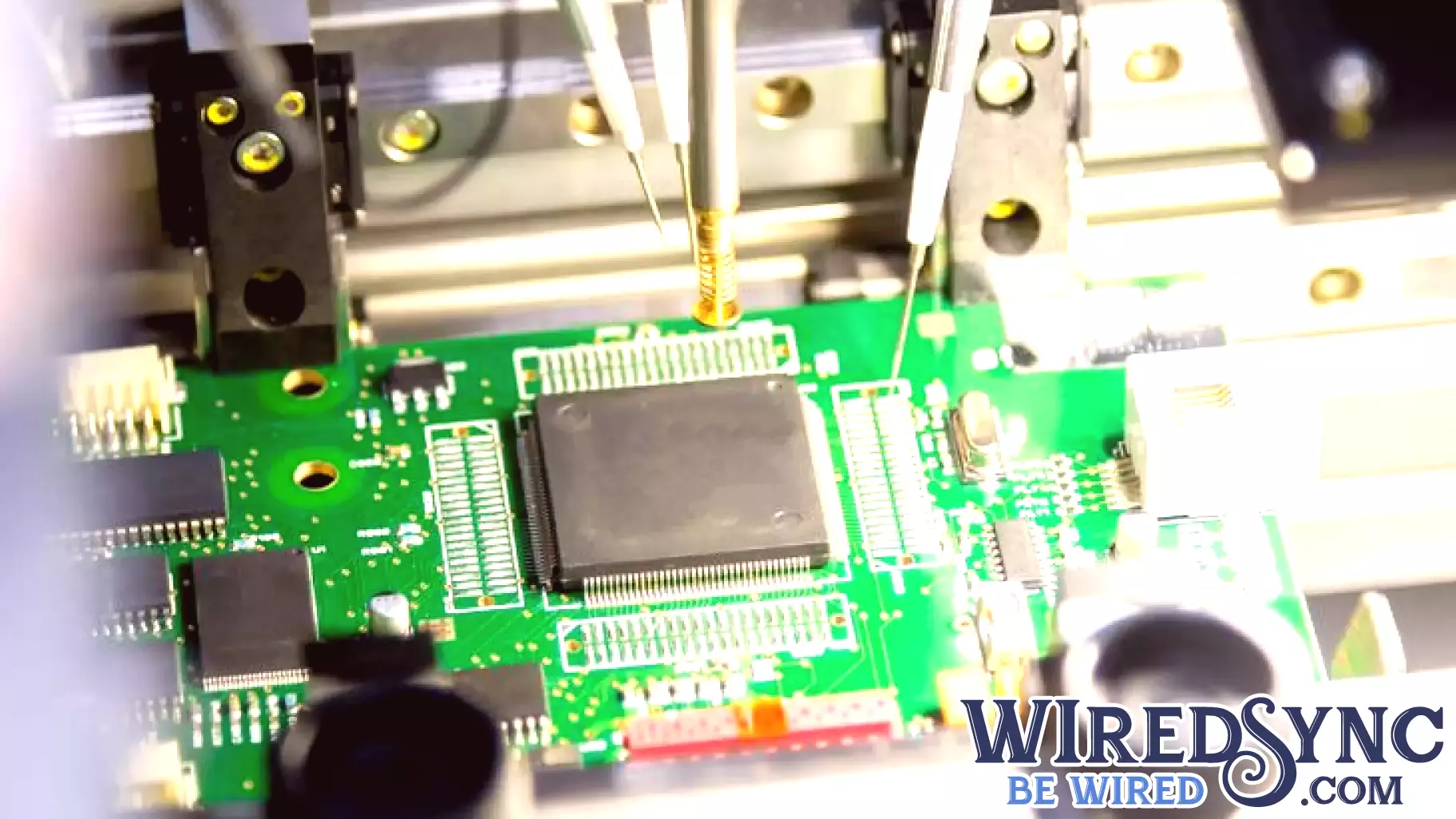 Evaluating the Investment Risk of Amkor Technology